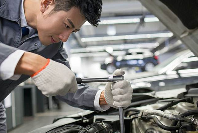 報考汽車維修工有什么要求.png
